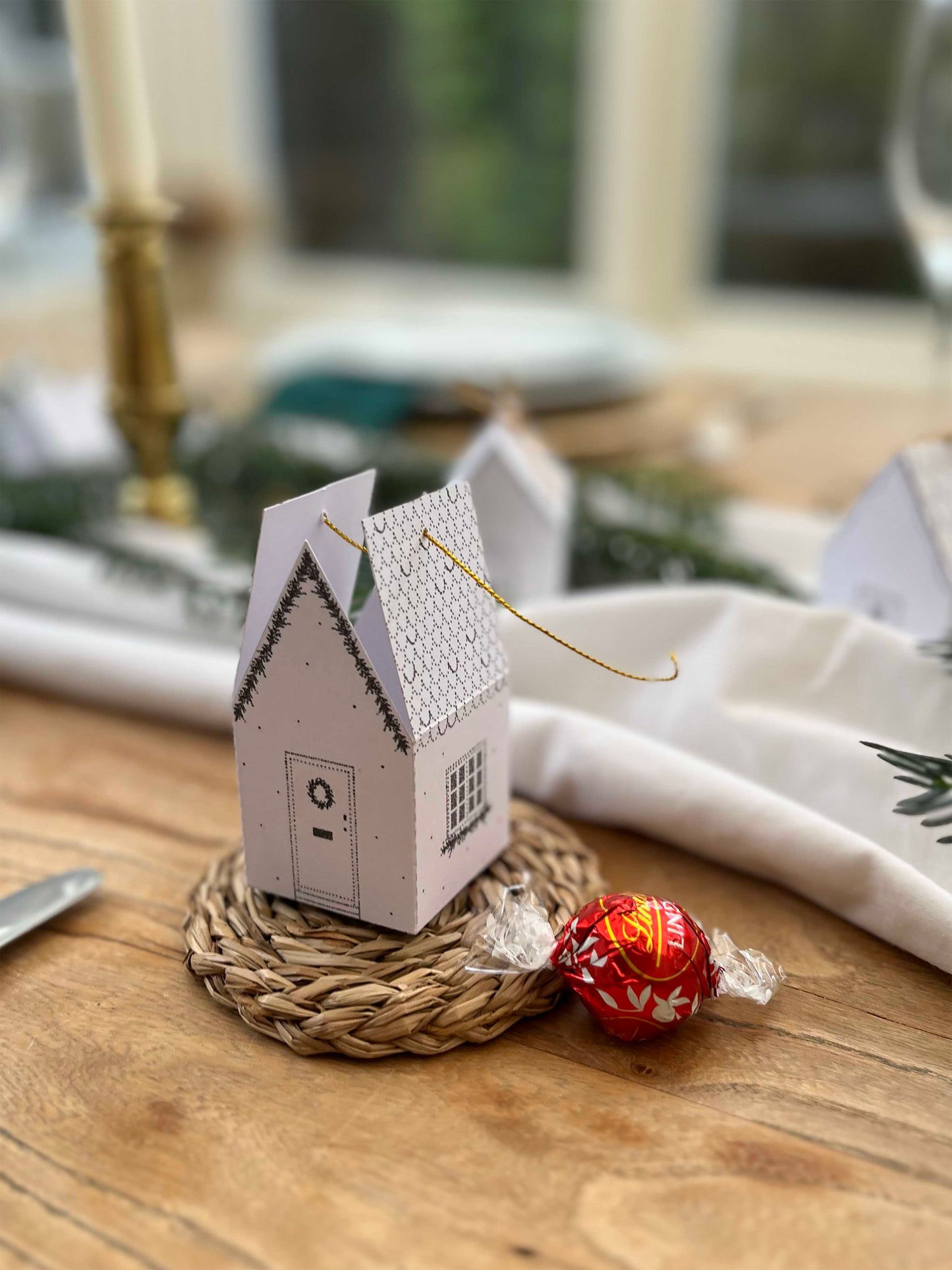 DIY Christmas Paper Houses